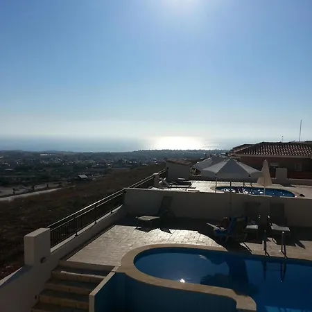 度假居 In Tremithousa Mit Privatem Pool *