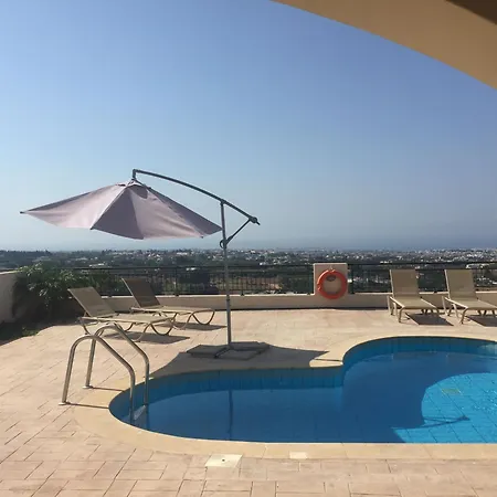 In Tremithousa Mit Privatem Pool Emba